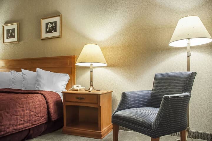 Room 22 of 37