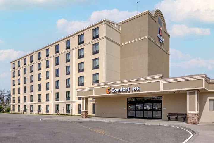 Hotel 73 of 80