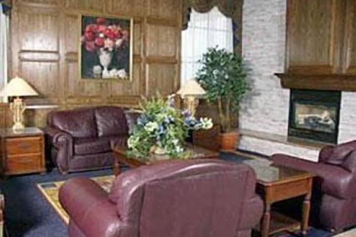 Hotel Interior 10 of 37
