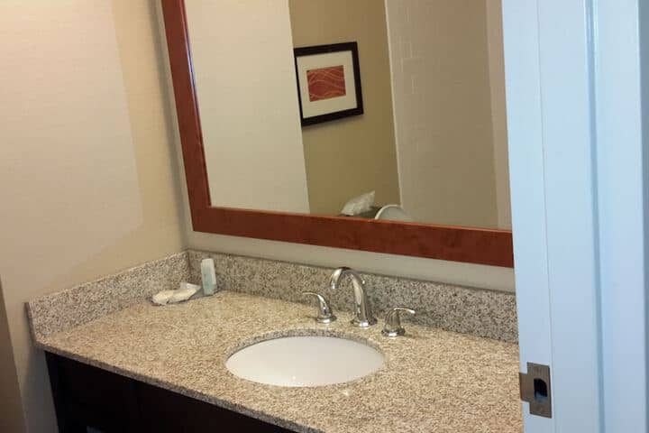 Room 56 of 80